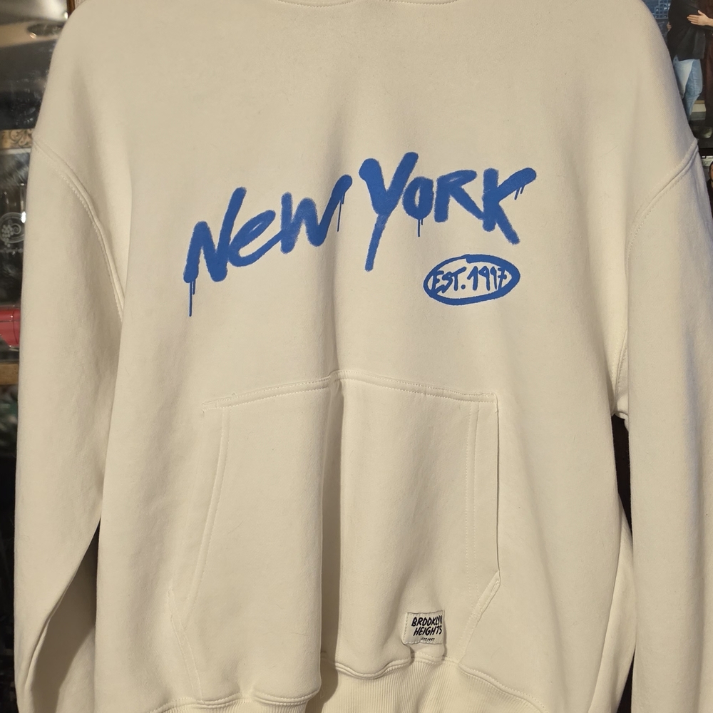 NEW Zara Cream Sweatshirt with Blue New York Print